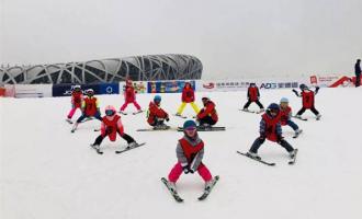 奧運冠軍攜冰雪愛好者助力冬奧活動啟動