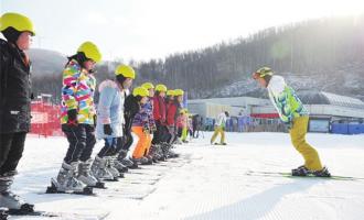 2022年校園冰雪運動管理體系基本健全