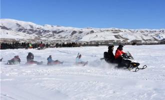  吉林打造世界冰雪旅游目的地：白金產業迎全新發展機遇 