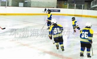 唐山中小學生盛夏時節體驗冰雪運動