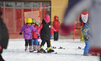 冰雪運動進校園培育溫州冰雪苗子