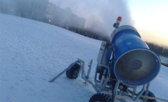 造雪機和天然降雪相比有哪些優點呢？