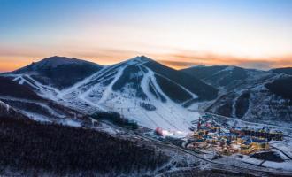 冬奧之城張家口感恩逆行天使，請全省醫(yī)護(hù)工作者免費滑雪！