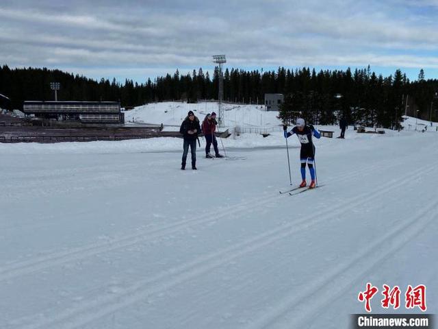 西藏滑雪運動員在挪威參加冬季訓練(資料圖)