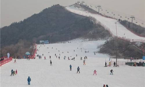 北京順義調研冰雪運動發展情況