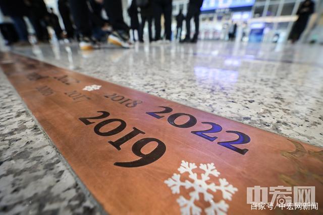 太子城站內充滿了冰雪元素。