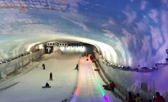 室內滑雪場高度如何確定？