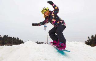 室內(nèi)滑雪場一般雪道面積是多少？